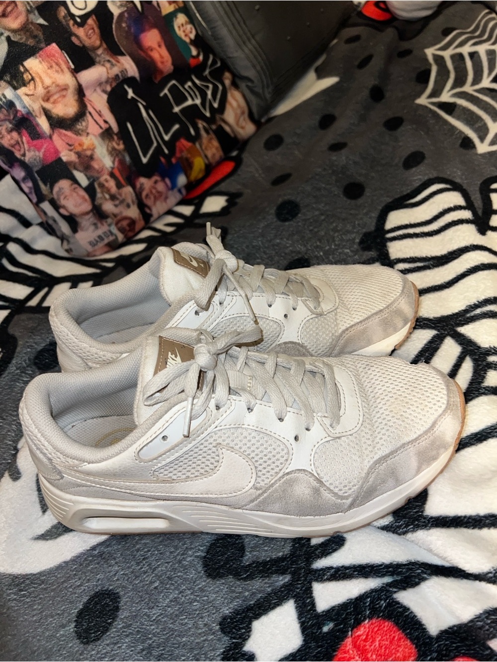 Nike - Picture 2 of 7